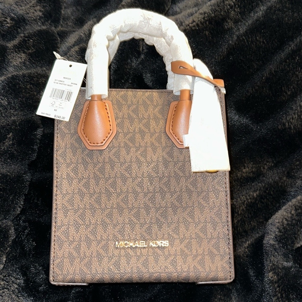 MICHAEL KORS Mercer Extra-Small Logo and Leather Crossbody Bag
